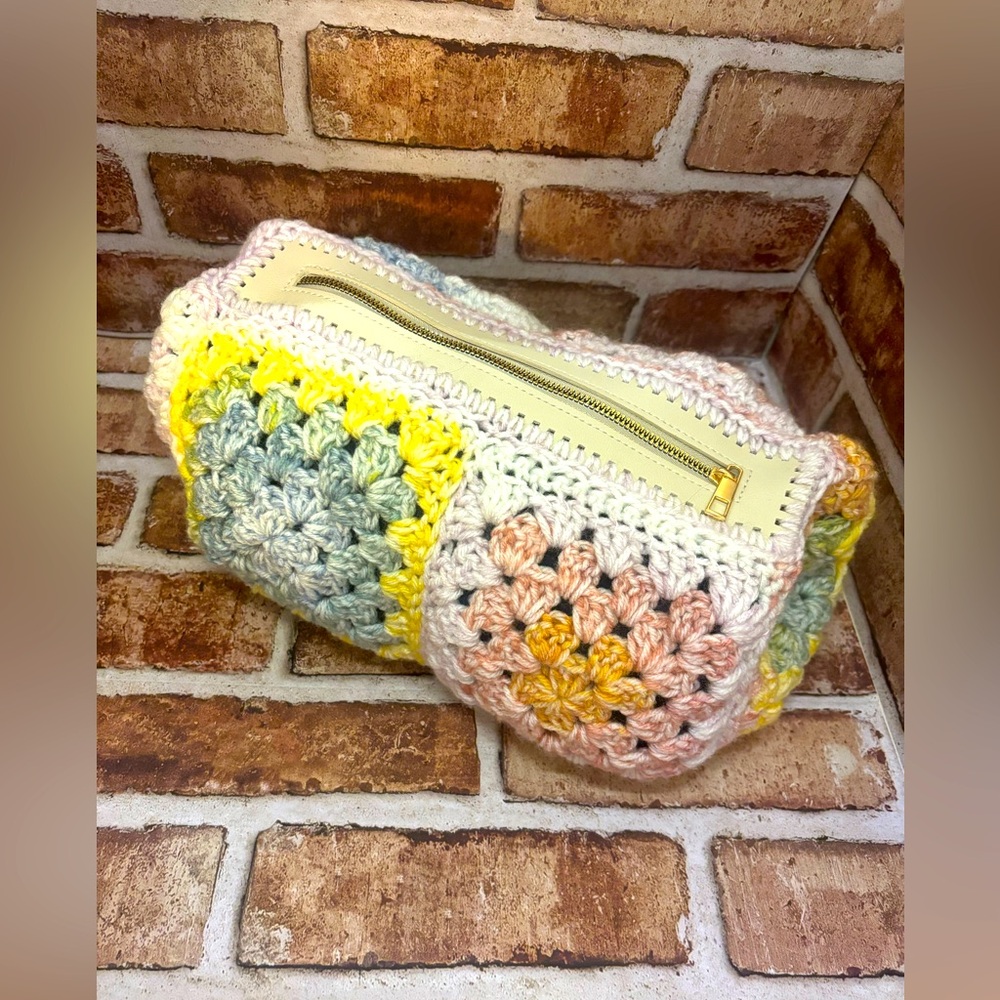 Crochet makeup bag